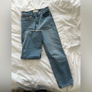 Abercrombie mom jeans